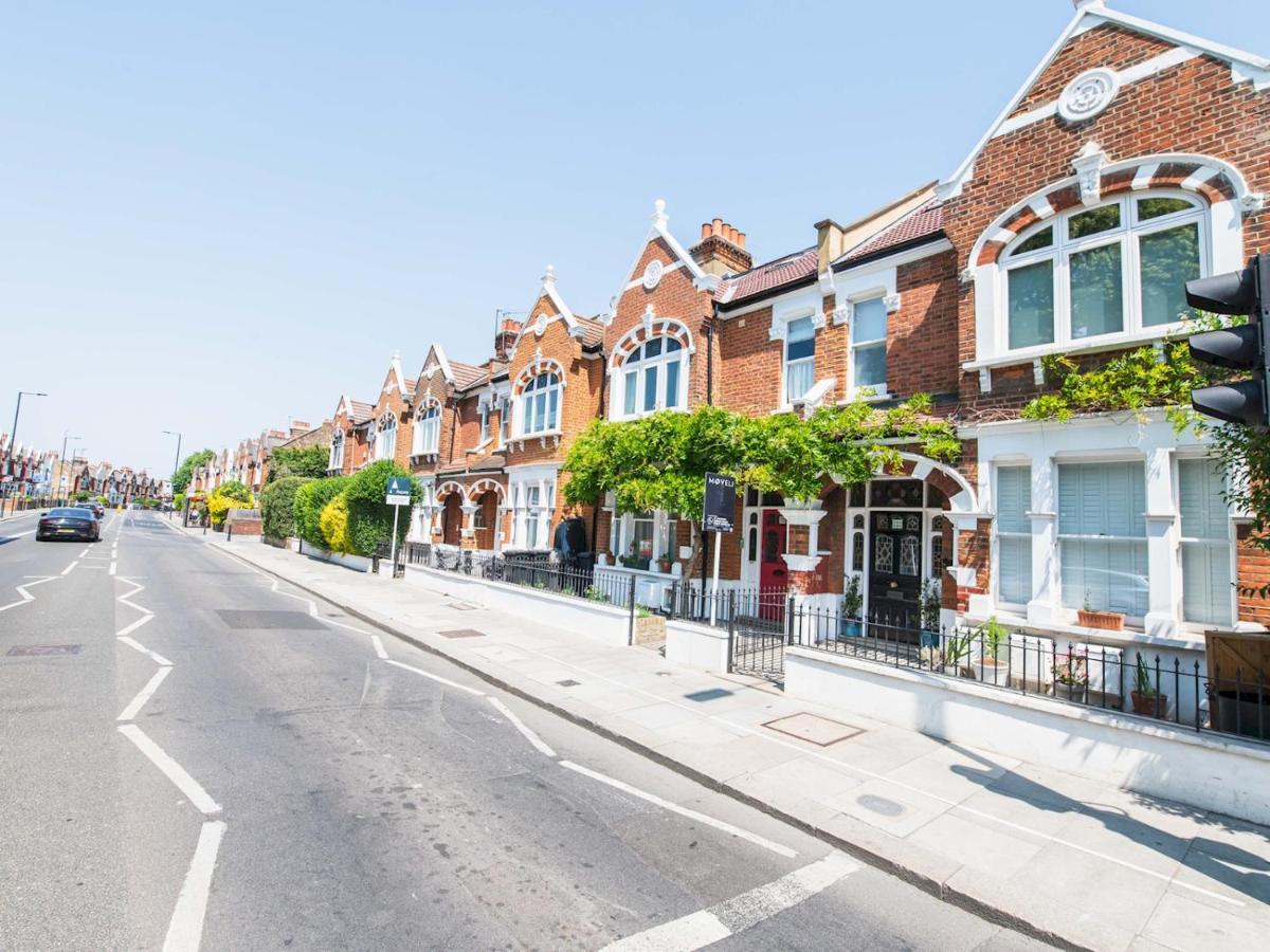 Interior Designed Stylish Flat In Fulham - 5 Min Walk To River Thames - Pass The Keys ロンドン エクステリア 写真