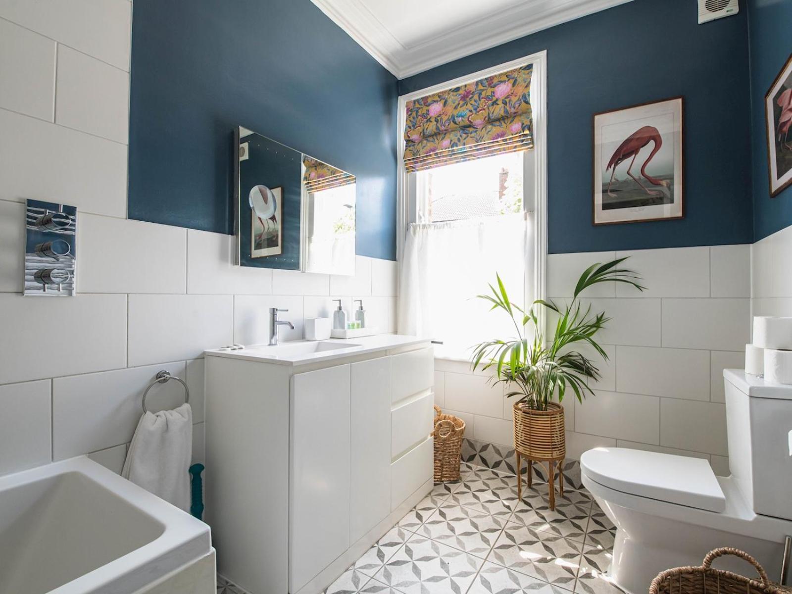 Interior Designed Stylish Flat In Fulham - 5 Min Walk To River Thames - Pass The Keys ロンドン エクステリア 写真